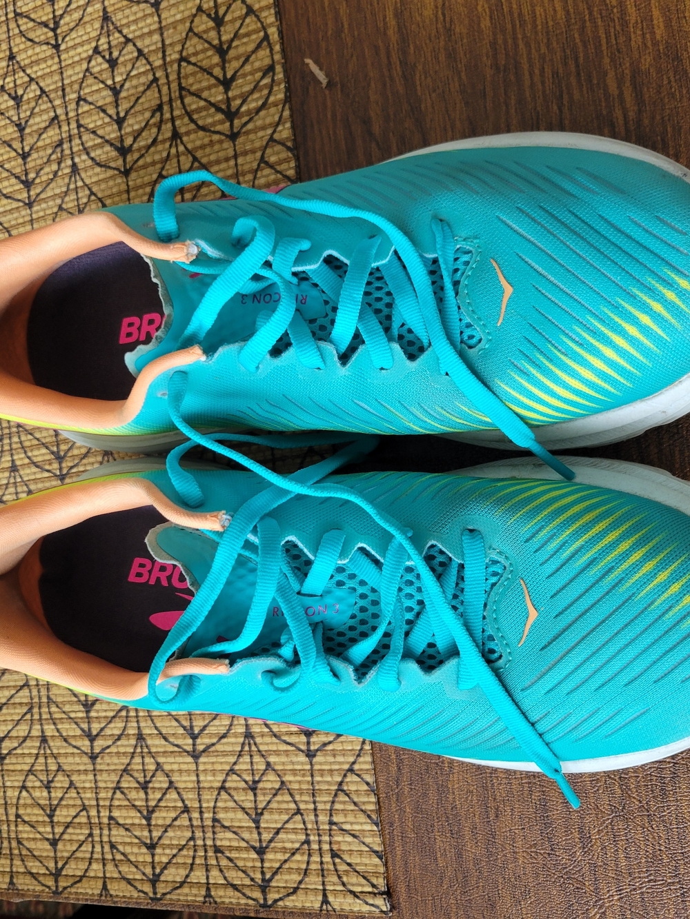 HOKA RINCON3 SIZE 8 - Picture 2 of 6